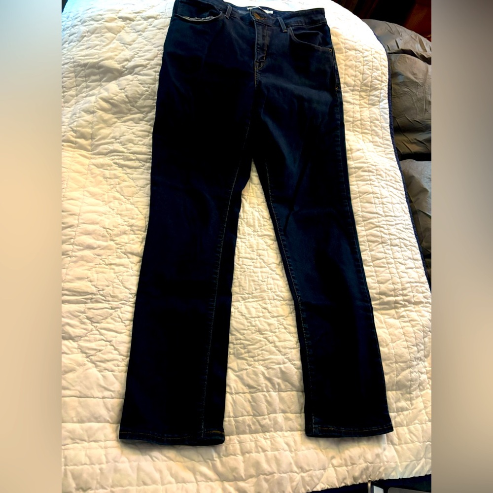 Levi’s dark wash skinny size 10